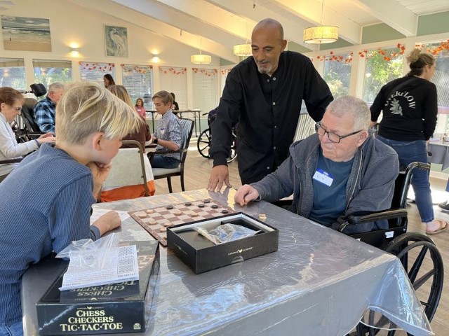 Chess match at Carmelo Park